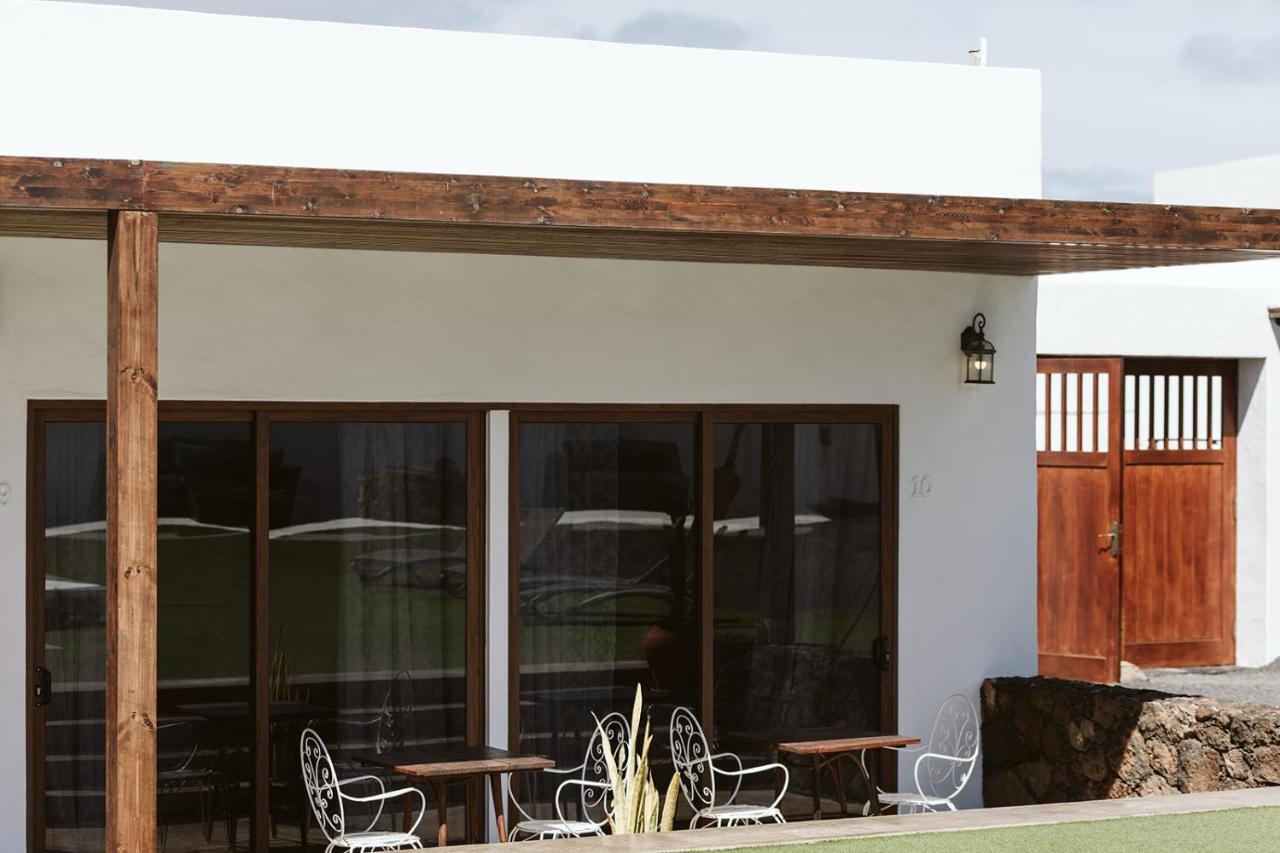 Hotelito Rural Flor de Timanfaya Tinajo Exterior foto