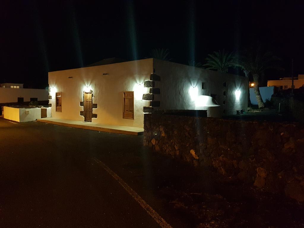 Hotelito Rural Flor de Timanfaya Tinajo Exterior foto